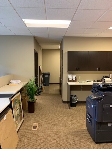 More Photos Of 3710 Grandview St, Gig Harbor Office For Sale