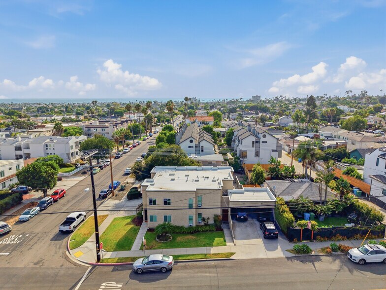 More Photos Of 1676 Chalcedony St, San Diego Apartments For Sale