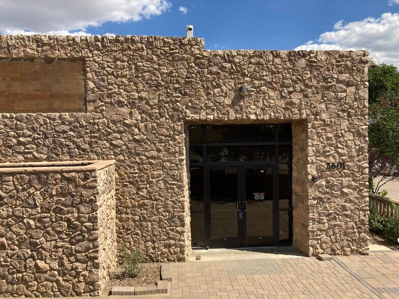 More Photos Of 2601 N Lake Valley Rd, Prescott Valley Warehouse For Lease
