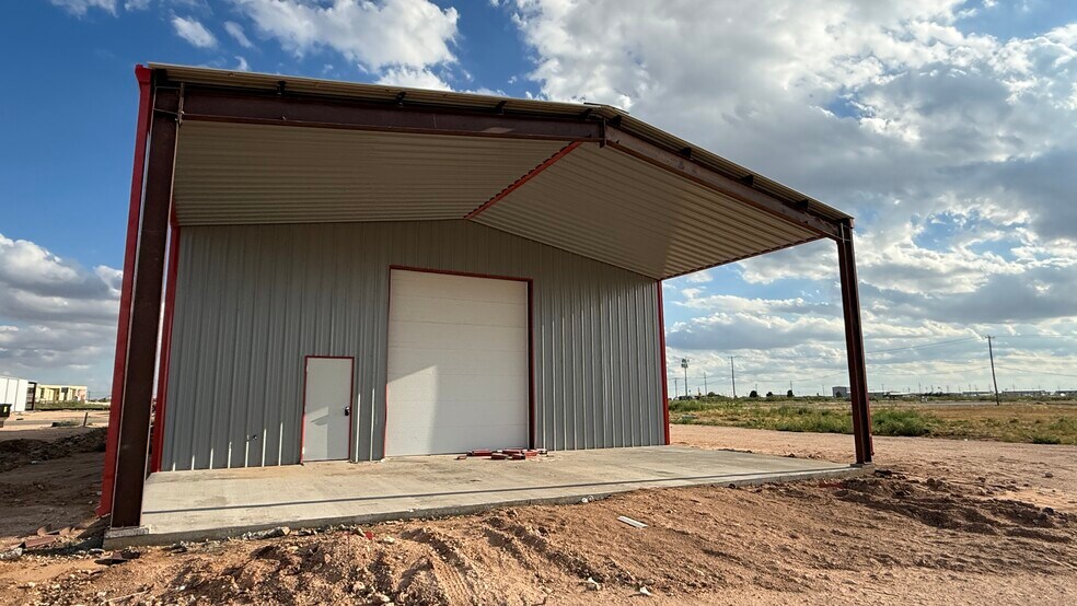 More Photos Of 1808 N FM 1788, Midland Warehouse For Lease