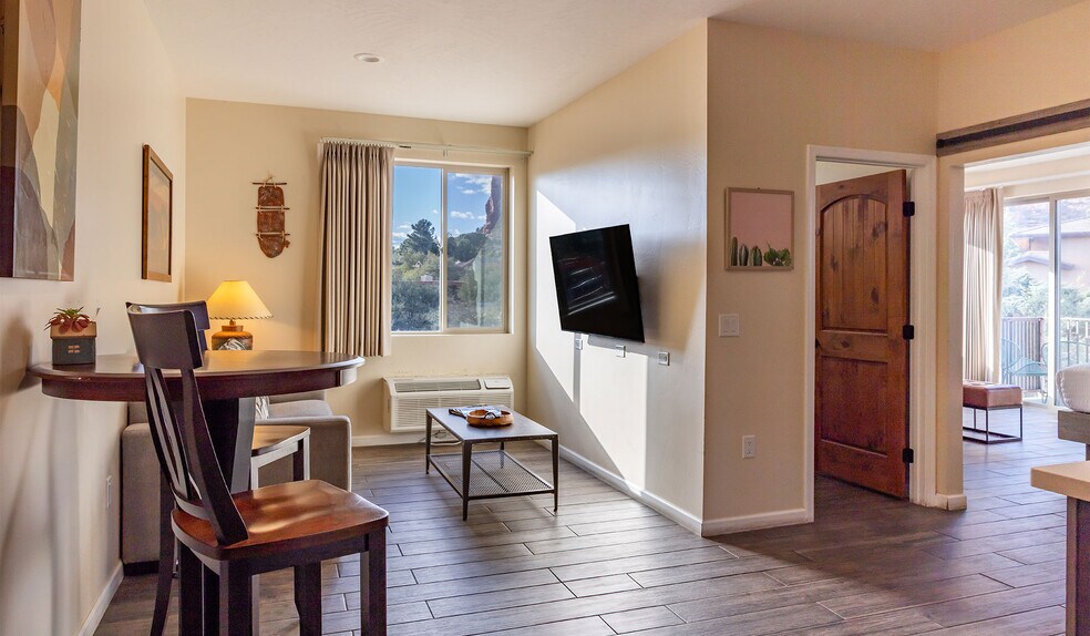 More Photos Of 105 Bell Rock Plz, Sedona Hotel For Sale