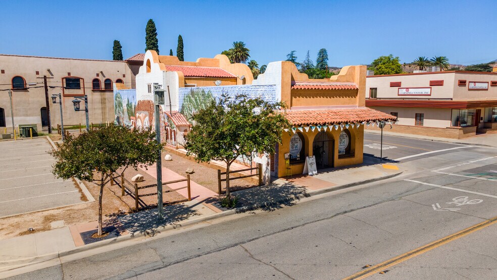 More Photos Of 89 N San Gorgonio Ave, Banning Storefront For Sale