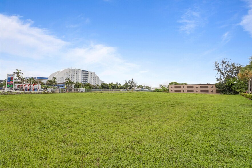 More Photos Of 10765 NW 19th St, Sweetwater Land For Sale