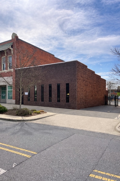 Primary Photo Of 275 W Main Ave, Gastonia Office Residential For Lease