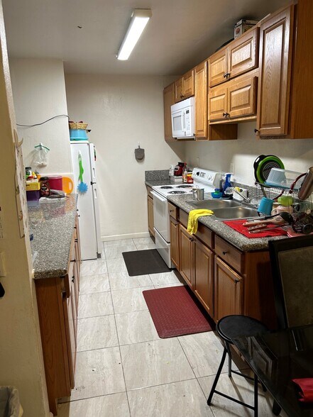 More Photos Of 833-835 Alvarado St, Los Angeles Apartments For Sale