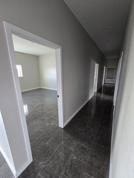 More Photos Of 14372 Rudi Kuefner, Horizon City Truck Terminal For Lease