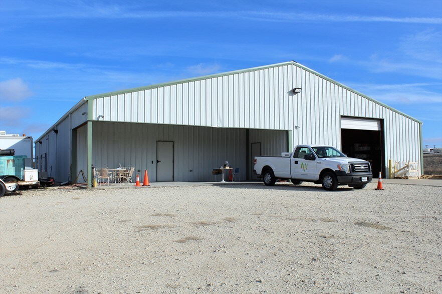 More Photos Of 340 Industrial Park Dr, Fairfield Warehouse For Sale
