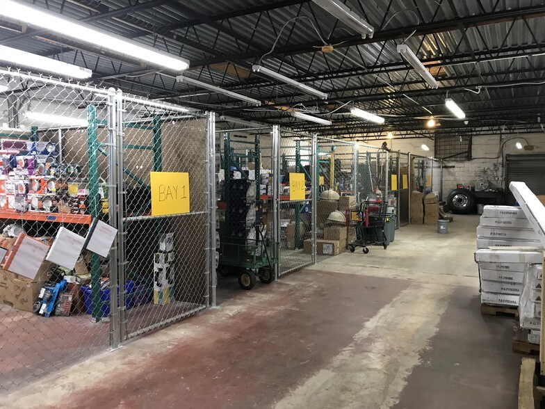 More Photos Of 4718 Gall Blvd, Zephyrhills Freestanding For Sale