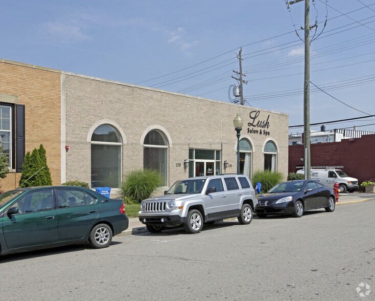 More Photos Of 116-120 W 4th St, Rochester Freestanding For Lease