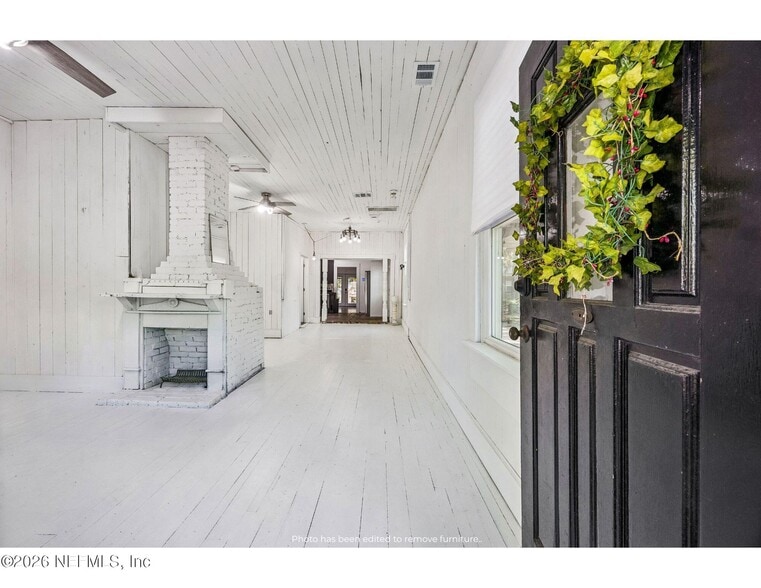 More Photos Of 1008 Beech St, Fernandina Beach Freestanding For Sale