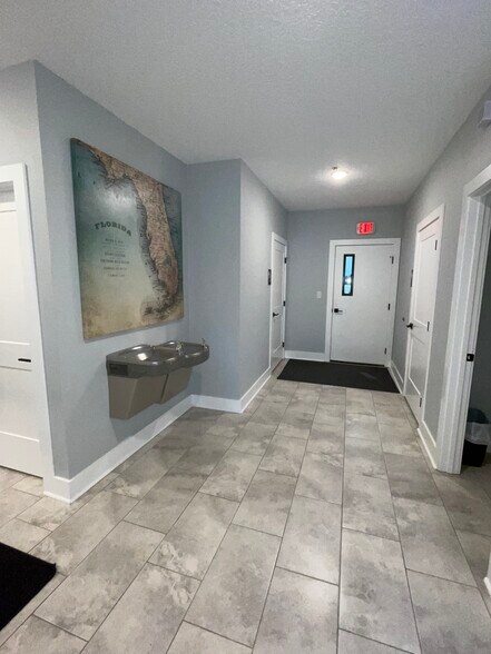 More Photos Of 2100 Ronald Reagan Blvd, Longwood Showroom For Lease