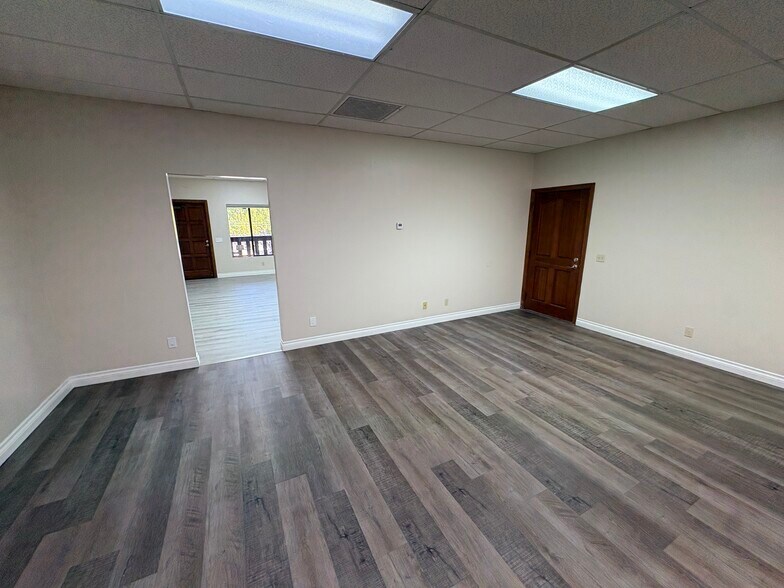 More Photos Of 13967 Campo Rd, Jamul Office For Lease