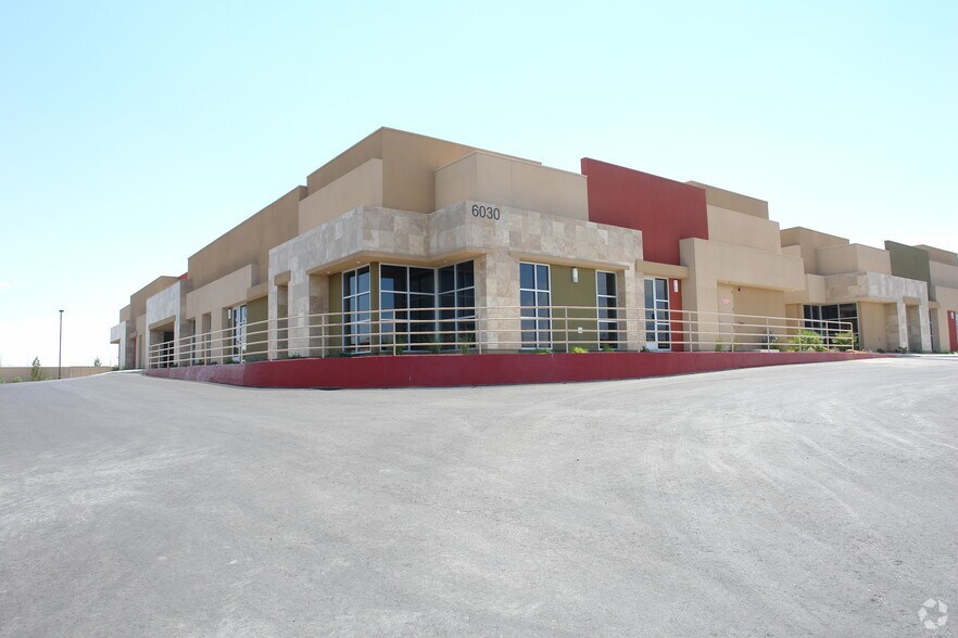 More Photos Of 6030 S Jones Blvd, Las Vegas Office For Sale