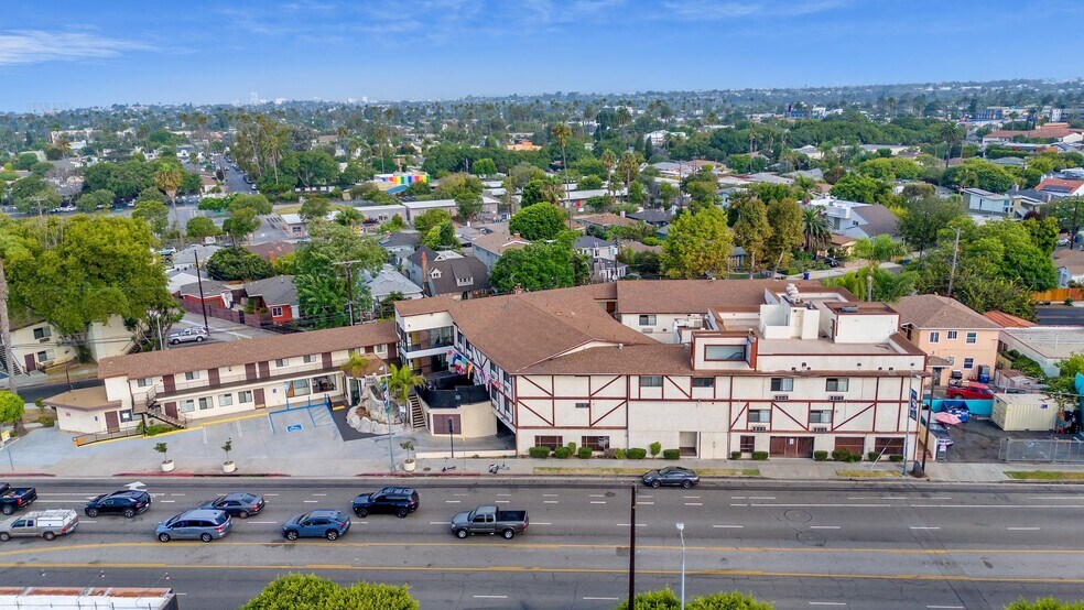 More Photos Of 2904 Washington Blvd, Marina Del Rey Hotel For Sale