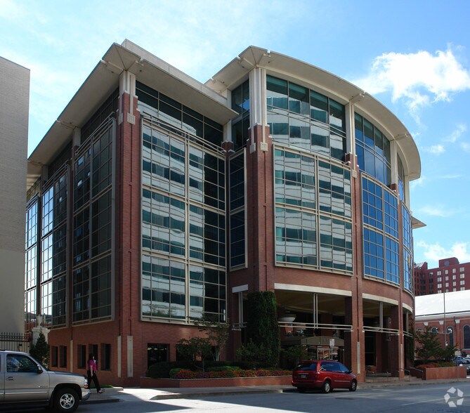 More Photos Of 333 W 11th St, Kansas City Office For Lease