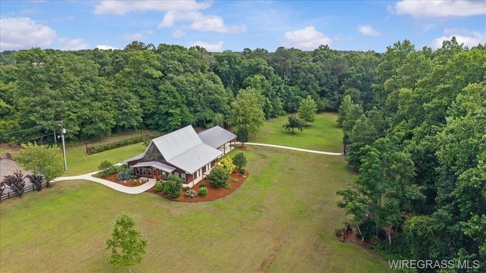 More Photos Of 4950 S County Road 20, Ozark Freestanding For Sale