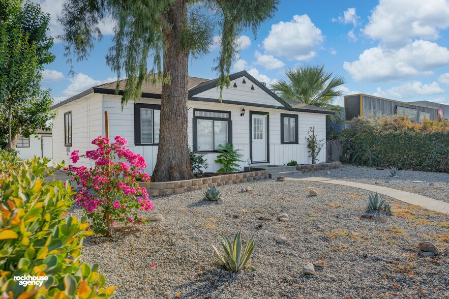 More Photos Of 3917 Stockdale Hwy, Bakersfield Medical For Sale