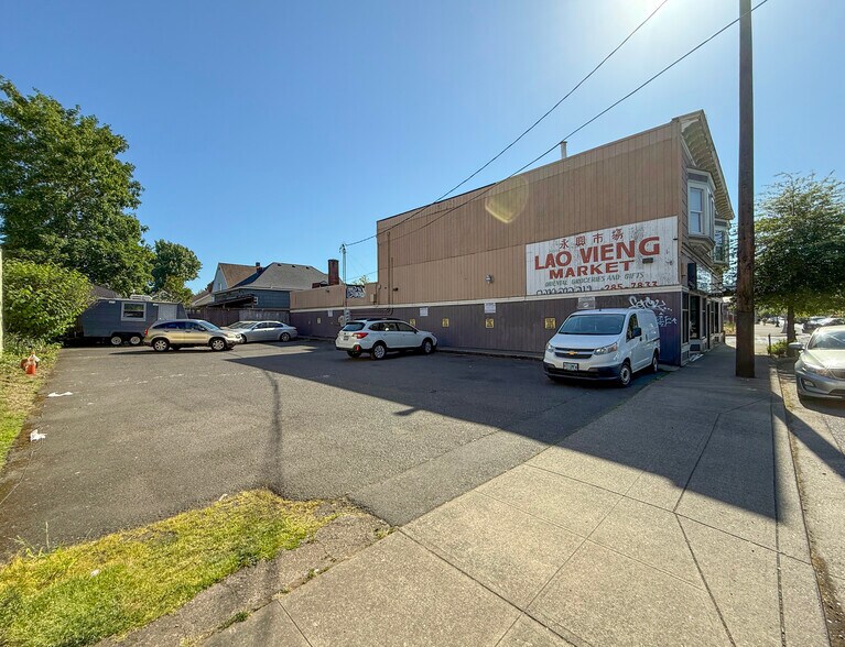 More Photos Of 1032 N Killingsworth St, Portland Storefront Retail Residential For Sale