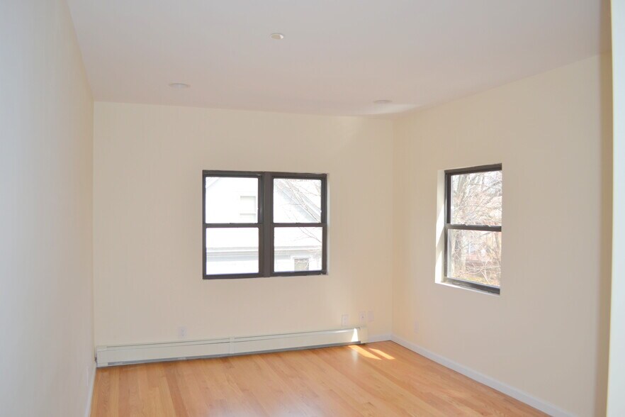 More Photos Of 3 Sherman Ave, Mount Vernon Multifamily For Sale