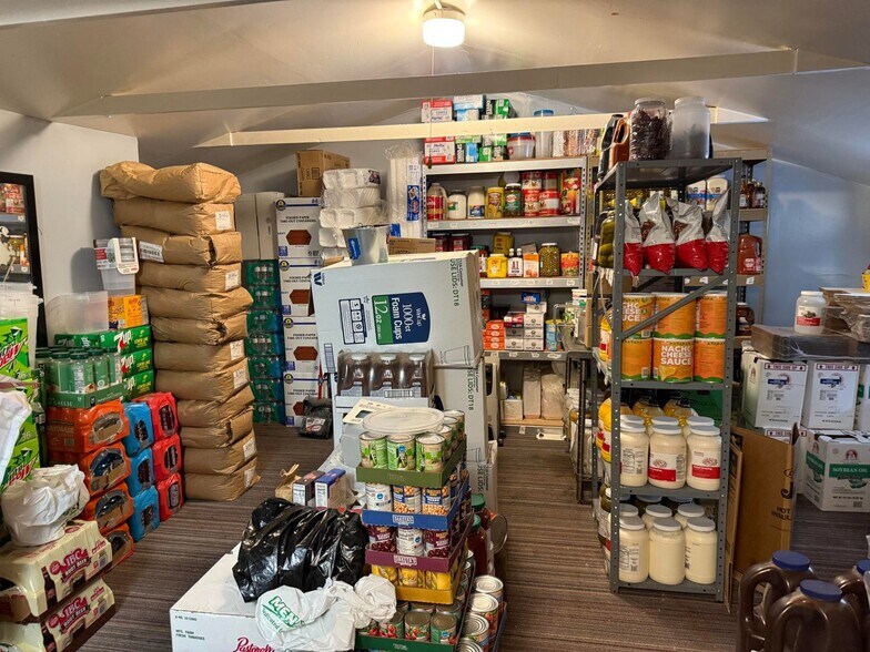 More Photos Of 6247 Kennedy Ave, Hammond Restaurant For Sale