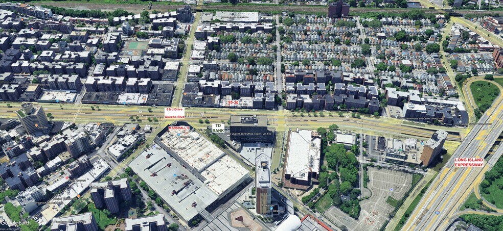 More Photos Of 9530 Queens Blvd, Rego Park Storefront For Sale