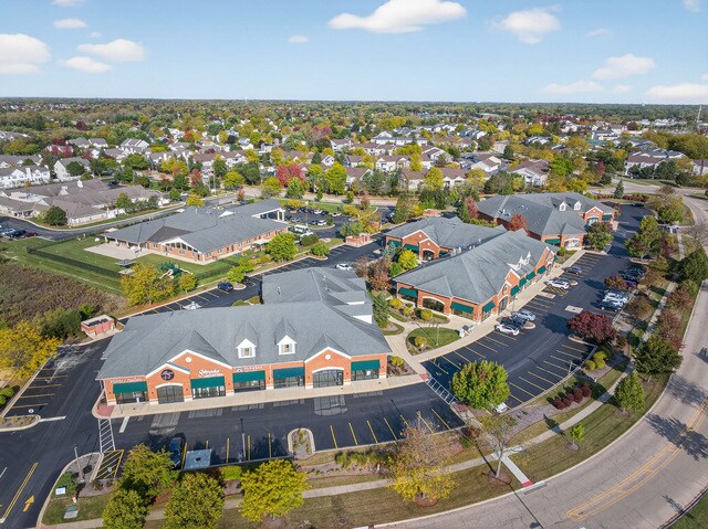 More Photos Of 1540 Carlemont Dr, Crystal Lake Freestanding For Sale