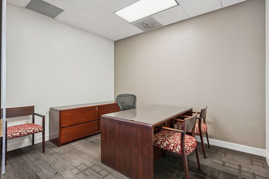 More Photos Of 555 S Hunt Club Blvd, Apopka Bank For Sale