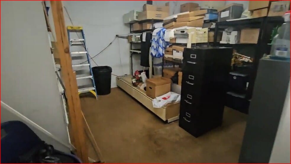 More Photos Of 6101 Lake Isabella Blvd, Lake Isabella Storefront For Sale