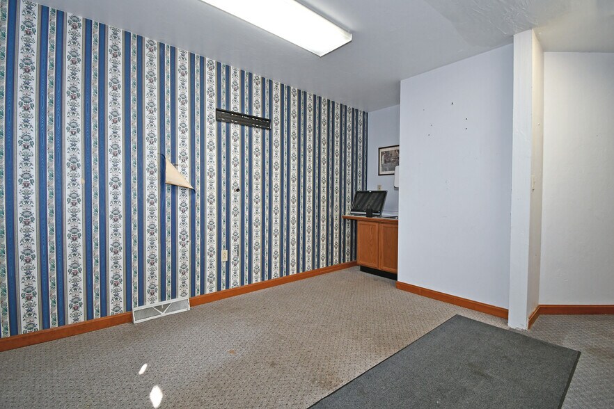 More Photos Of 1206 Brookline Blvd, Pittsburgh Medical For Sale