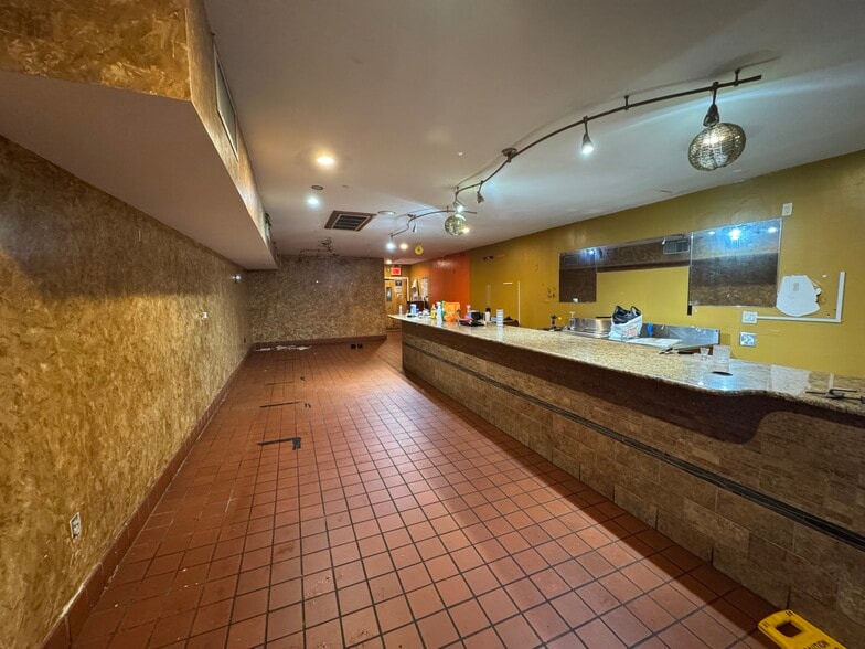 More Photos Of 1144 Hylan Blvd, Staten Island Storefront For Lease