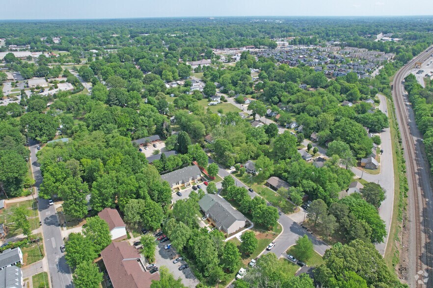More Photos Of 1008 Rucker St, Greensboro Apartments For Sale