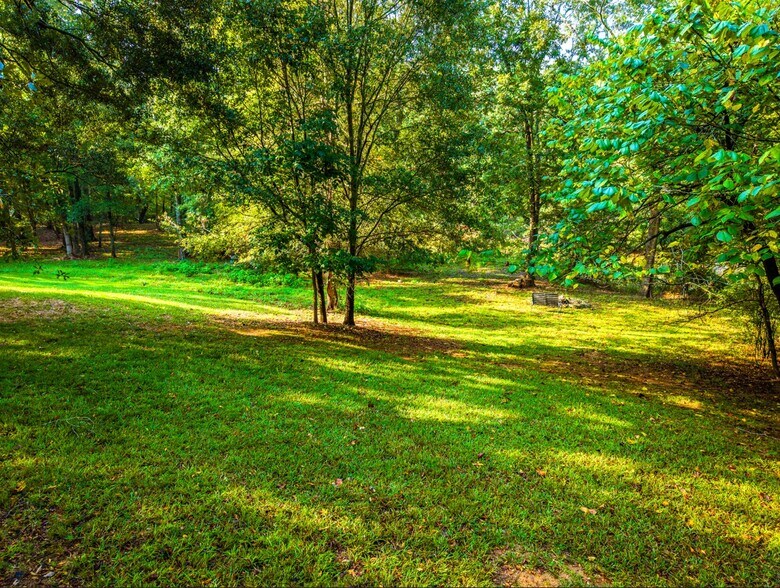 More Photos Of 575 Vaughn Rd, Athens Multifamily For Sale