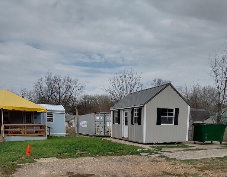 More Photos Of 108 N Main St, Spavinaw Restaurant For Sale