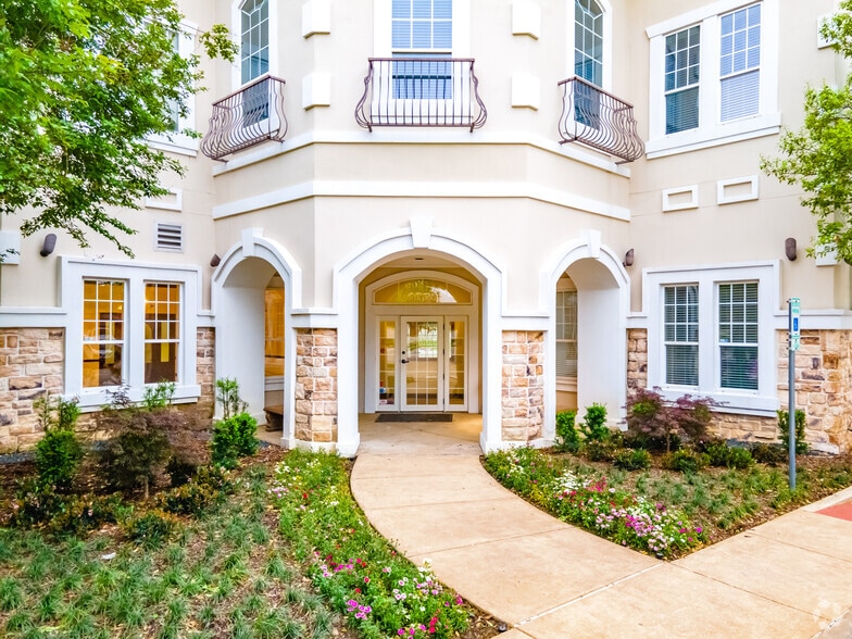 More Photos Of 5072 W Plano Pky, Plano Medical For Lease