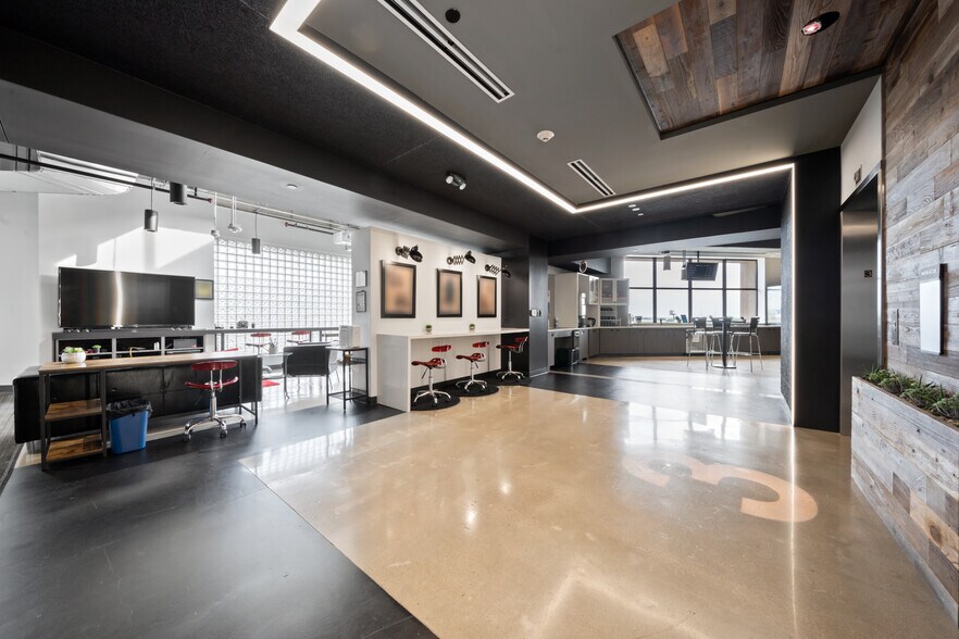 More Photos Of 7620 Guadalupe St, Austin Office For Lease