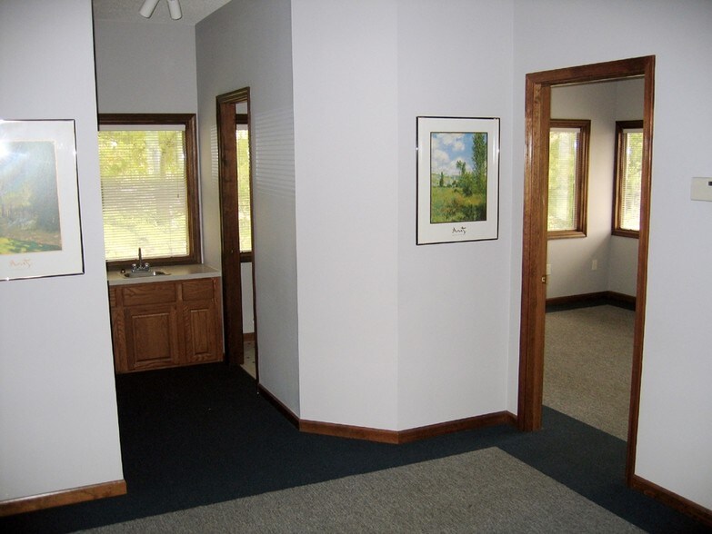 More Photos Of 1 Sunset Hills Executive Pky, Glen Carbon Unknown For Lease