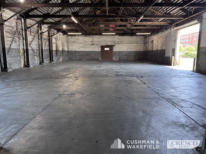 More Photos Of 4501 Lakeside Ave, Cleveland Manufacturing For Lease