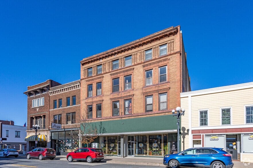 Primary Photo Of 511-513 Main St, La Crosse Storefront Retail Office For Lease