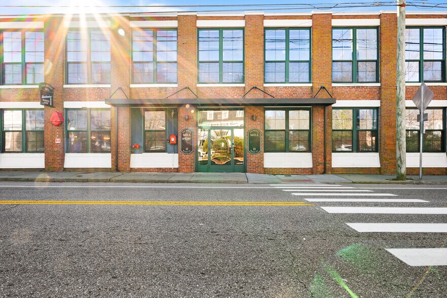 More Photos Of 11 Main St, Mystic Medical For Lease