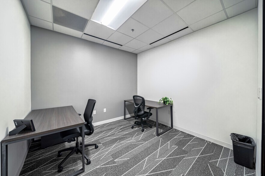 More Photos Of 17250 Dallas Pky, Addison Coworking Space