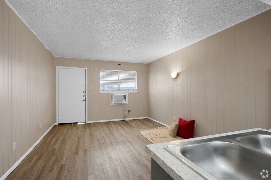 More Photos Of 4501 Brownfield Dr, Lubbock Apartments For Sale