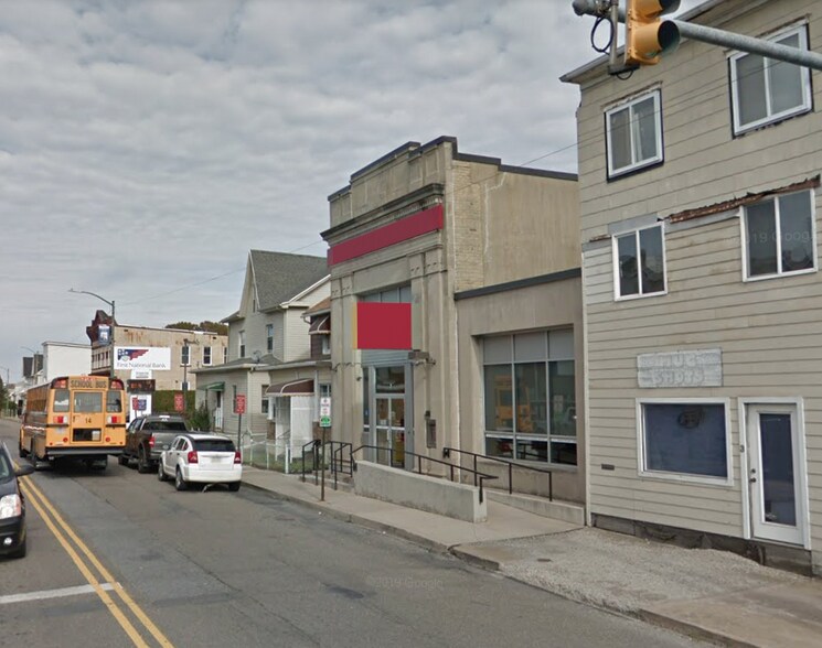 More Photos Of 7 N Kennedy St, Mcadoo Bank For Sale