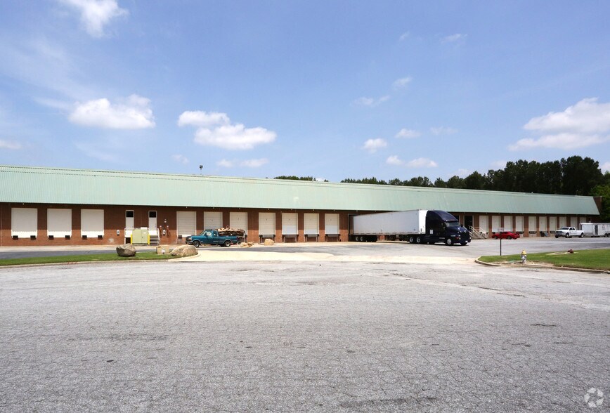 More Photos Of 200 Bucknell Ct SW, Atlanta Warehouse For Lease