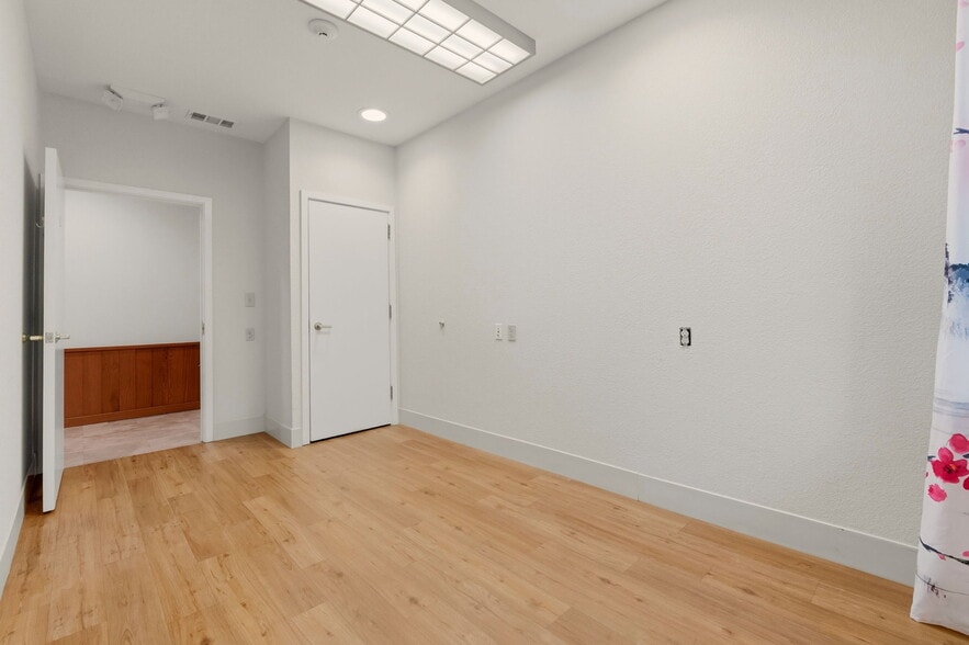 More Photos Of 24954 Cypress Ave, Hayward Multifamily For Sale