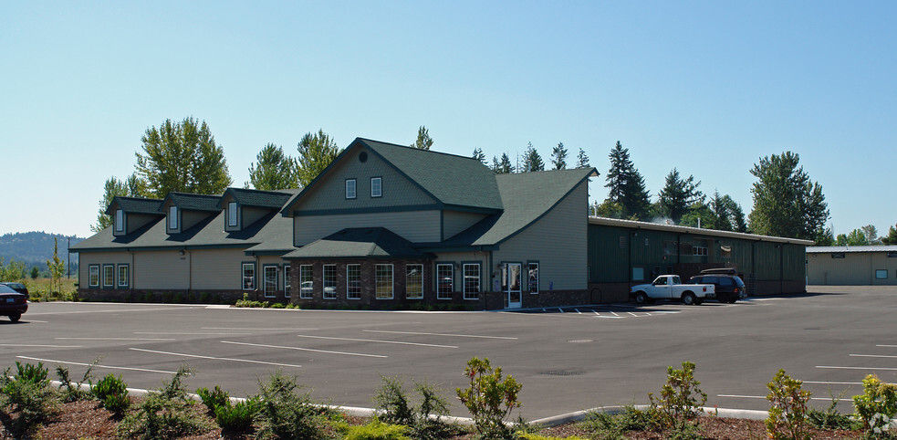 Primary Photo Of 4828 W 11th Ave, Eugene Food Processing For Lease