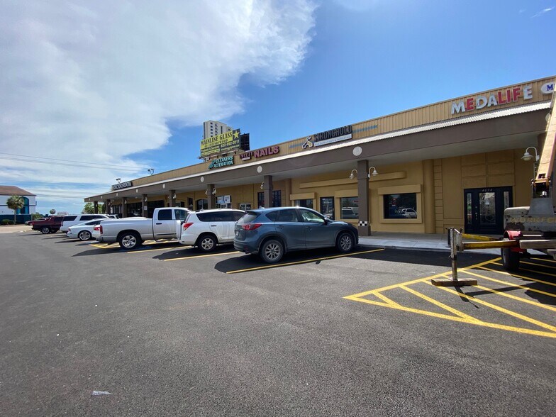 More Photos Of 4604-4650 NASA Rd 1, Seabrook Unknown For Lease