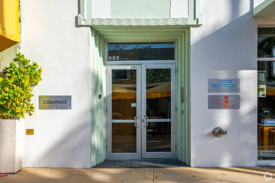 More Photos Of 605 lincoln Rd, Miami Beach Office Residential For Lease