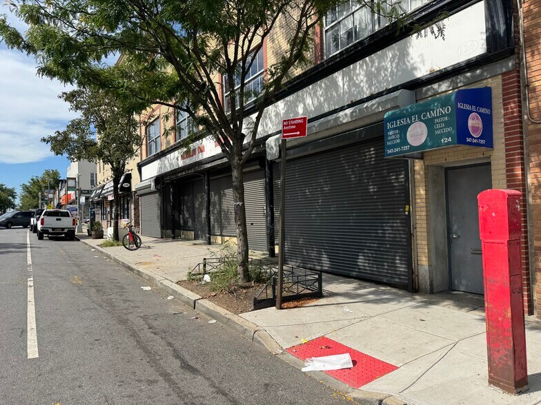More Photos Of 124 Port Richmond Ave, Staten Island Storefront Retail Office For Lease