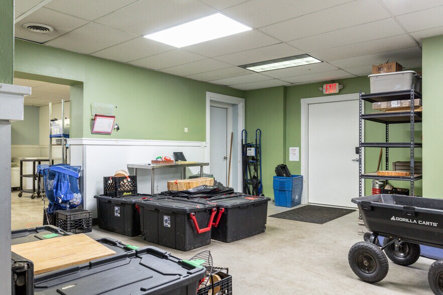 More Photos Of 1035 Ocean Ave, Portland Warehouse For Sale