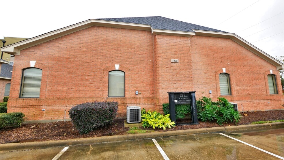 More Photos Of 1800 Snake River Rd, Katy Loft Creative Space For Sale